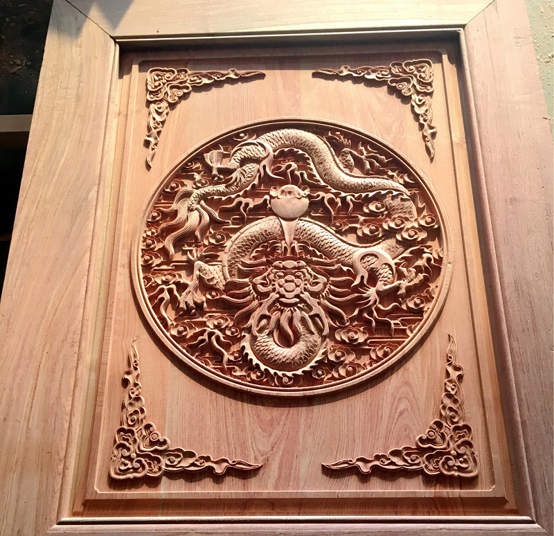 复合门雕刻
